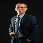 CEO Bảo Quốc is swapping clothes online from 