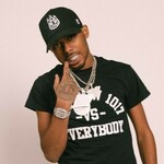 poohshiestymerch is swapping clothes online from 