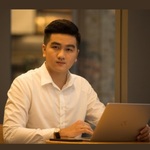 Dương Xuân Công is swapping clothes online from 