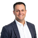 harryjkevin91 is swapping clothes online from 