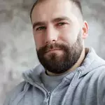 entresee7 is swapping clothes online from 