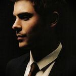 hugosimmons46 is swapping clothes online from 