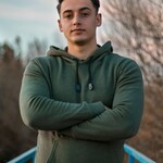 juan12 is swapping clothes online from 