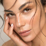 expeoreal is swapping clothes online from 