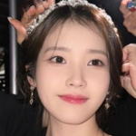 valentinawallace is swapping clothes online from 