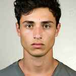 samuelmperez is swapping clothes online from 