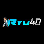 ryu4d is swapping clothes online from 