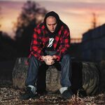 snaktherippermerch is swapping clothes online from 