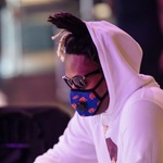 kardinaloffishallmerch is swapping clothes online from 