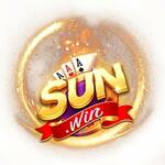 Sunwin - Cổng Game Tài Xỉu Xanh Chín is swapping clothes online from 