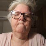 tonjacarrasco is swapping clothes online from 
