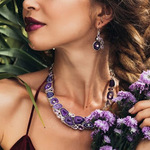 lorawilliam6 is swapping clothes online from 
