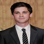 loganlermanmerch is swapping clothes online from 