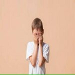 ấu dâm is swapping clothes online from 