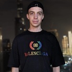 eierkopfmerch is swapping clothes online from 