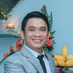 Phú Bình Minh is swapping clothes online from 