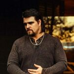 gavinadcockmerch is swapping clothes online from 