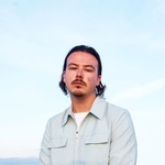 avaionmerch is swapping clothes online from 