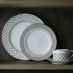 noritake25 is swapping clothes online from 
