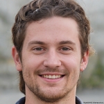 hatheyn is swapping clothes online from RICHARDSON, TX