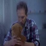 ấu dâm is swapping clothes online from 