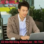 Mr Tiến is swapping clothes online from 