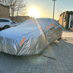 batphuoto is swapping clothes online from 