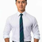 Duy Mạnh - U888 is swapping clothes online from 