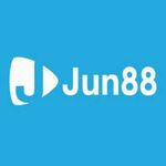 thethaojun88winco is swapping clothes online from 