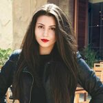 riyasingh258 is swapping clothes online from 