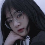 ceotranthixuannhi is swapping clothes online from 