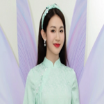 tacgiaminhanhj88 is swapping clothes online from 