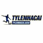 tylenhacaiasia is swapping clothes online from 