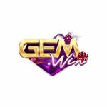 gemwinhotnakedmilfs is swapping clothes online from 