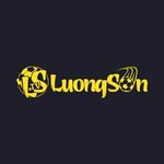 luongson117tv is swapping clothes online from 