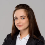 Adelitaaine is swapping clothes online from 