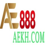 ae888aekh is swapping clothes online from 