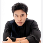 longvu78win is swapping clothes online from 