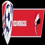 keonhacaiartvn is swapping clothes online from 