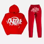 synaworld5 is swapping clothes online from 