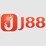 j88namevn is swapping clothes online from 