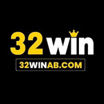 32winab is swapping clothes online from 
