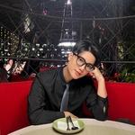 Lý Viễn Thiền - CEO Go789 is swapping clothes online from 