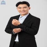 Biên tập viên KJC  is swapping clothes online from 
