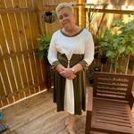 Cathy Myers is swapping clothes online from 