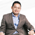 king88mclubx3 is swapping clothes online from 