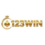 1123winguruu is swapping clothes online from 