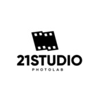 21STUDIO PHOTOLAB is swapping clothes online from 