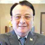 hoangminhdung is swapping clothes online from 