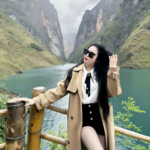 nguyentuanh is swapping clothes online from 